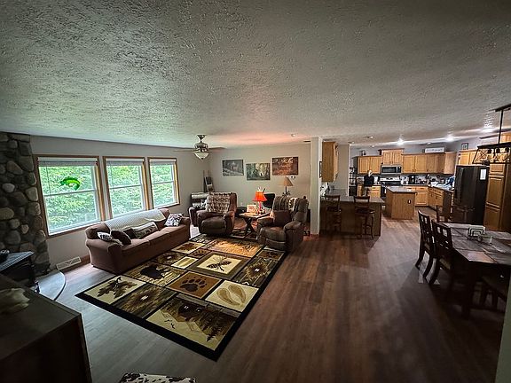 5th image of 11085 Hillview Trl