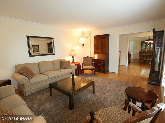 4th image of 4774 Farndon Ct