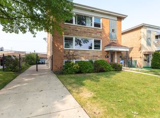 7206 W Crain St, Niles, IL 60714