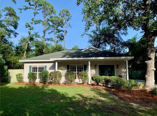 1410 Lawrence Rd, Saint Simons Island, GA 31522