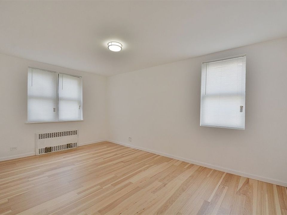 1st image of 2420 Morris Ave APT 5G