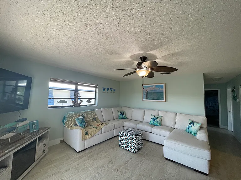 126 Dove Creek Dr — Photo 5