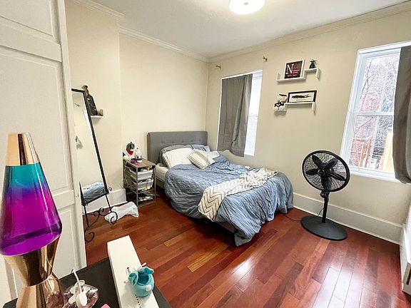 5th image of 45 Hemenway St #2D