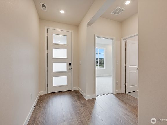 5th image of 14912 205th Avenue Ct E #2497