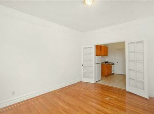 302 E 89th St #B, New York, NY 10128