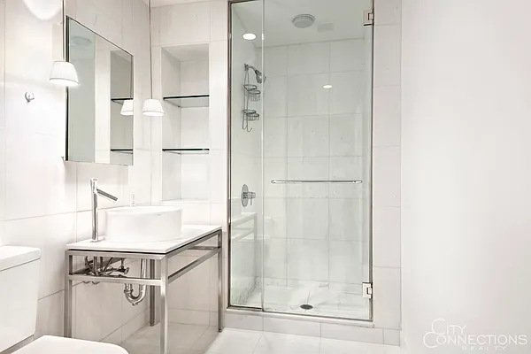 Rented by City Connections Realty | media 21