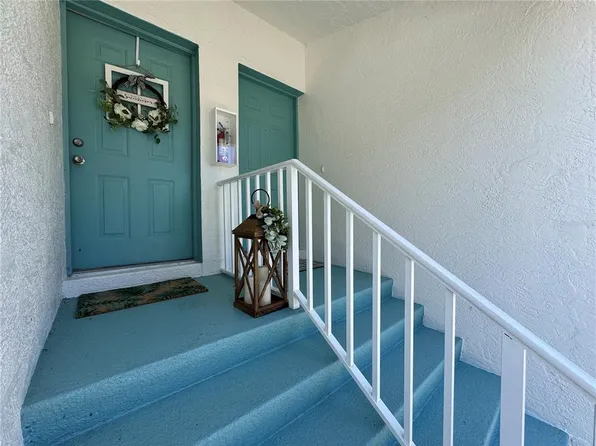 6534 Fairway Gardens Dr #17-201, Bradenton, FL 34203