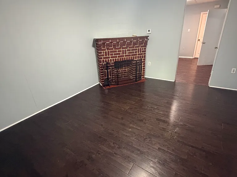 5431 N Mascher St #1 — Photo 4