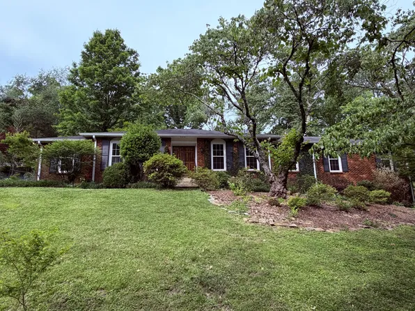 2016 Sunny Side Dr, Brentwood, TN 37027