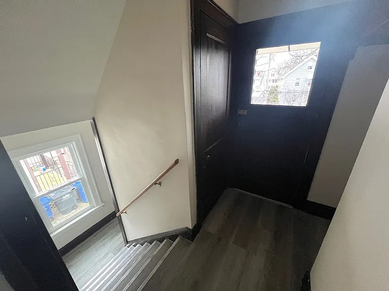 2068 Waterbury Rd — Photo 17