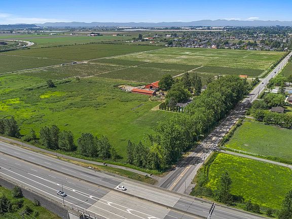 2nd image of 7064 Ladner Trunk Rd