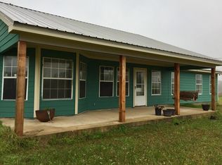 39 Old Tram Rd, Huntsville, TX 77320