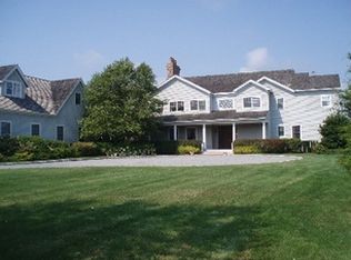 11 Halsey Farm Dr, Southampton, NY 11968