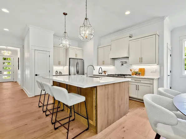 615 N 9th St, Nashville, TN 37206