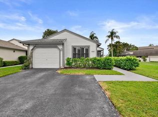 2550 Bedford Mews Dr, Wellington, FL 33414