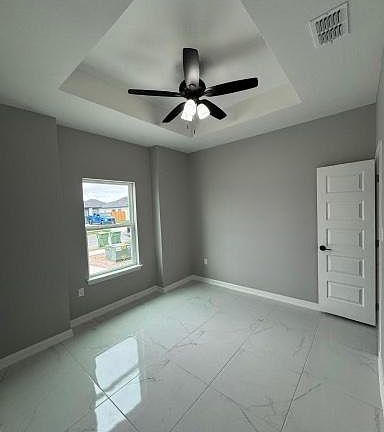 5th image of 450 Tamarindo Ln