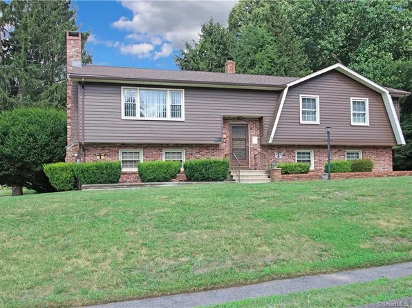 31 Osullivan Road, Derby, CT 06418