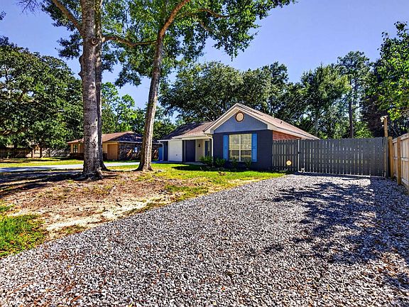 3rd image of 9117 Barnacle Blvd