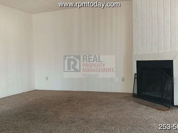 3rd image of 119 170th St E #C