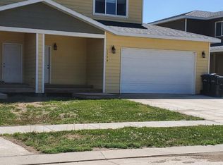 1138 9th St SW, Watford City, ND 58854