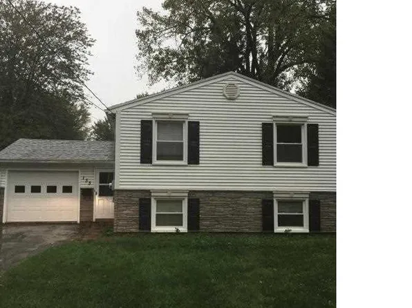 133 Lyman St, Brockport, NY 14420