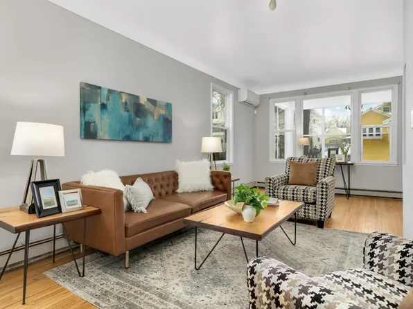 2518 Thomas Ave N, Minneapolis, MN 55411