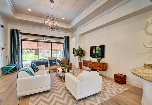Home For Sale In The Bridges