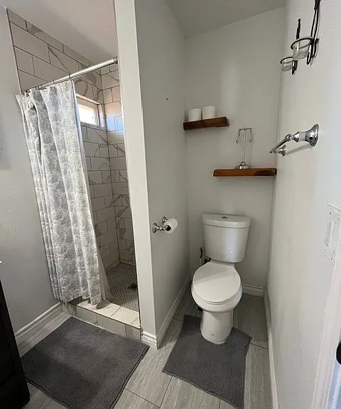 813 Pinon Ln — Photo 13