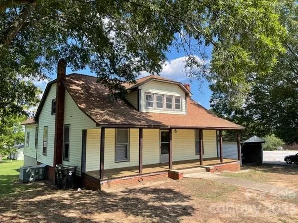 62 Eden St NW, Concord, NC 28027