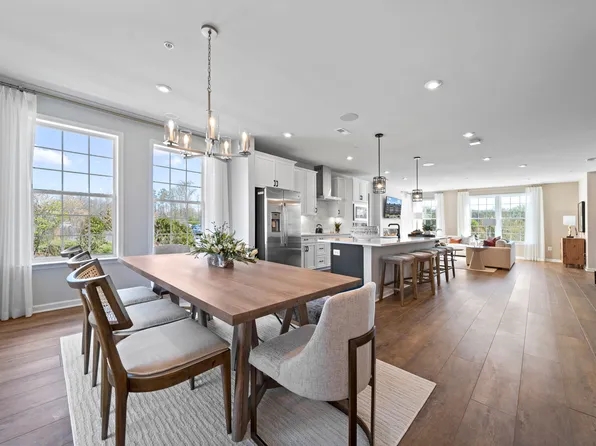 13336 Garland Ln, Midlothian, VA 23114