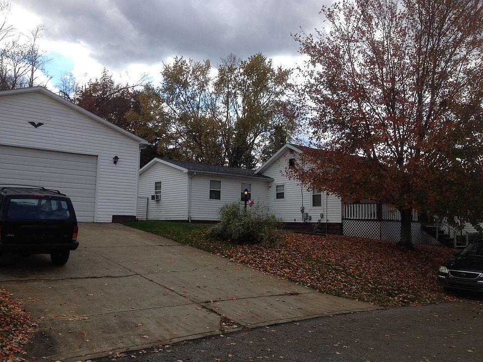 1st image of 1705 Niagara St