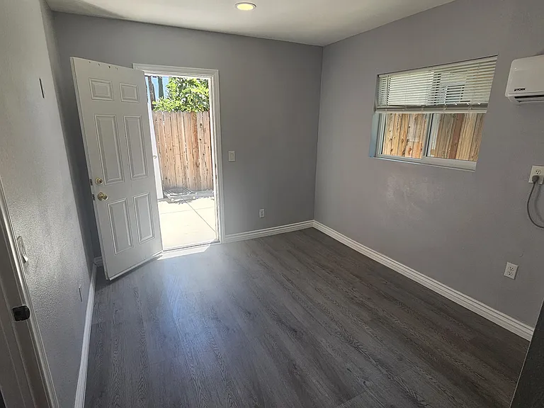1575 Sheridan Rd — Photo 15