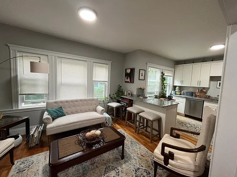 12 Verona St #2L — Photo 18