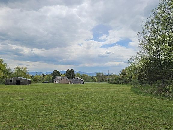 2nd image of 422 County Route 405