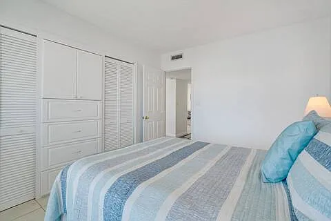 4330 Falmouth Dr — Photo 22