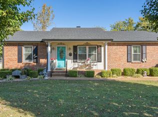 1010 Sunday Silence Dr, Greenbrier, TN 37073