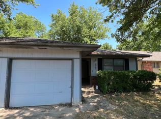 2367 W Farm Road 164, Springfield, MO 65807