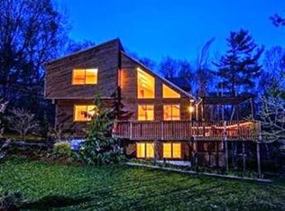 235 North St, Upton, MA 01568