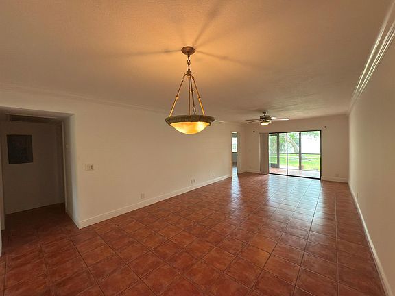 5th image of 701 Avenue L APT 105-A
