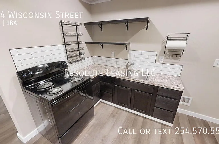 604 Wisconsin St — Photo 7