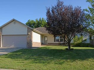 4406 W Juno St, Springfield, MO 65802