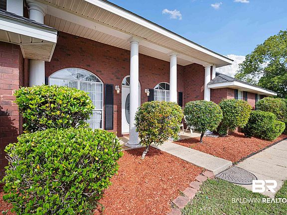 2nd image of 2856 Saddlebrook Dr W
