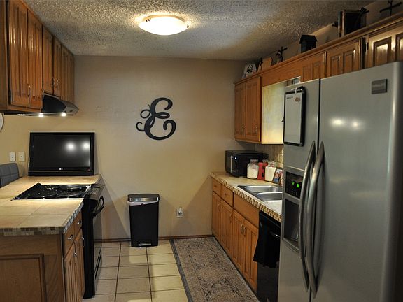 3rd image of 1021 Markeda St