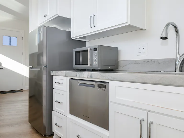 3608 Oleander Dr — Photo 19