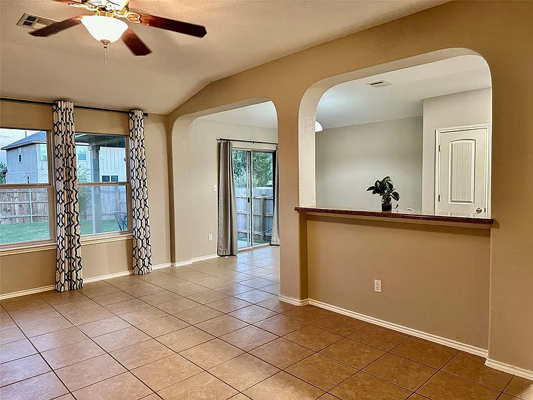 207 Dragon Ridge Rd — Photo 10