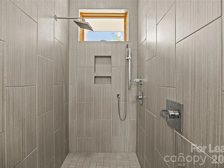 918 Greenleaf Ave — Photo 28