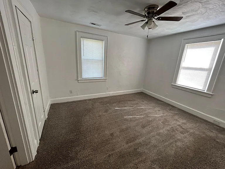 Bedroom #1, closet to the left