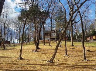 56 Thunder Rd, Front Royal, VA 22630