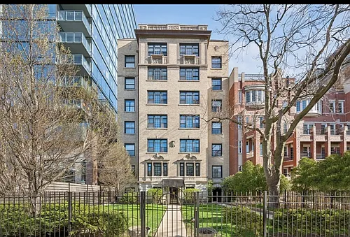 444 W Belmont Ave #6A Photo 1