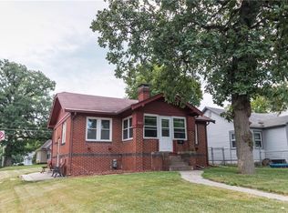 3847 11th St, Des Moines, IA 50313